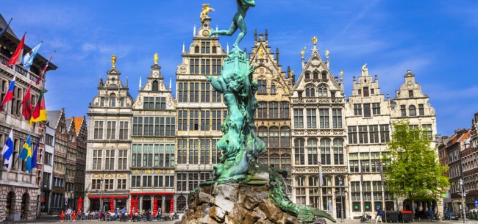 traditional-flemish-architecture-in-belgium-650×434